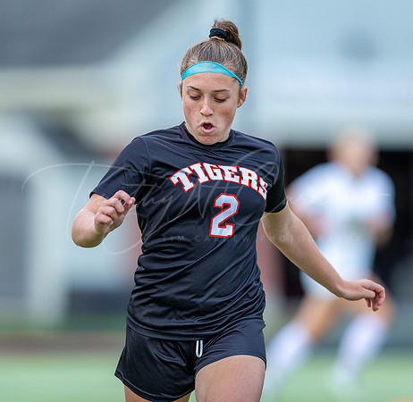 Ipswich vs North Reading Girls Varsity Soccer 2022_2022-09-20_05-02-48_AB5W6016_@TimCardew_2022