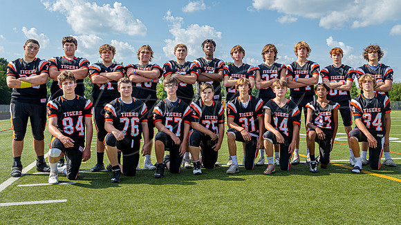 Ipswich Varsity Football Preseason Fall 2022_2022-08-29_03-35-01_IM1D0878_@TimCardew_2022